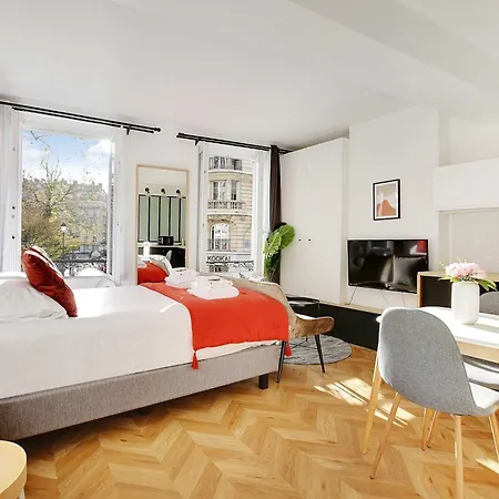 Bastille - Elegant 2 Persons *