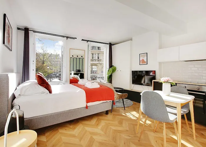 Bastille - Elegant 2 Persons *